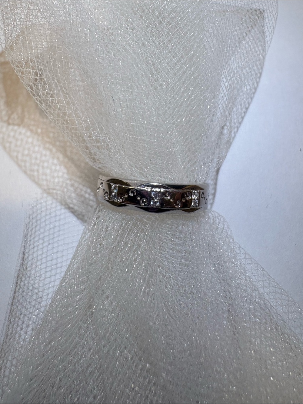 Sterling Finish Wave Band Ring with Dot Accents - White